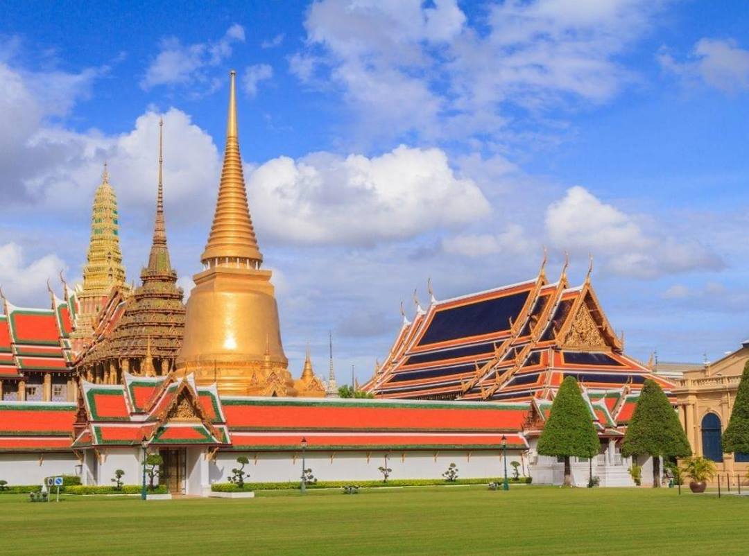 Cung điện Hoàng gia và Đền Phật Ngọc